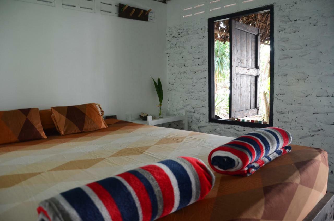 Reggae Island Private Island Hotel Koh Phayam Exterior foto